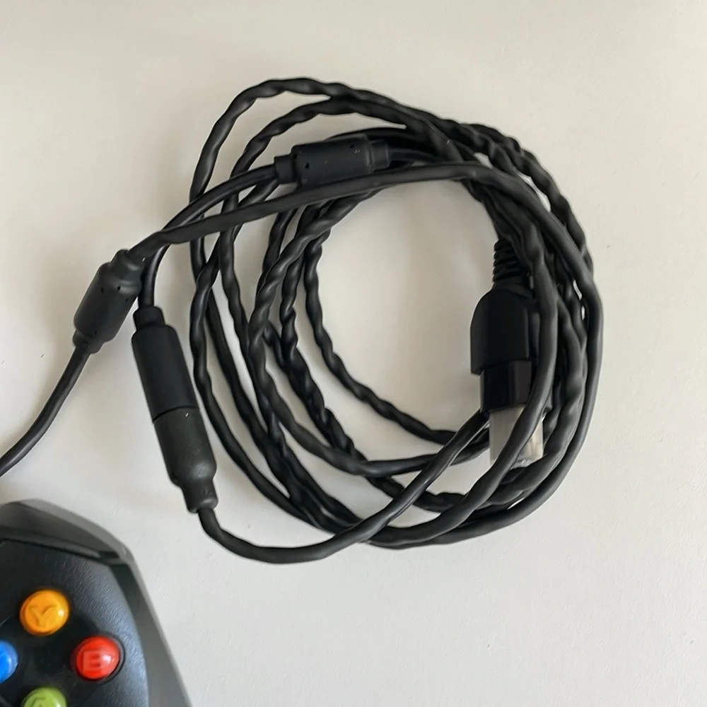 [ XBOX Original Console and Controller ]